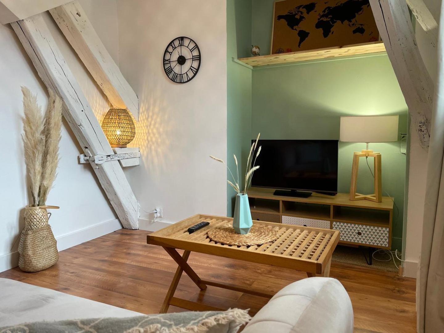 Le Cocon - Parking - Hyper Center Apartment Chartres Luaran gambar